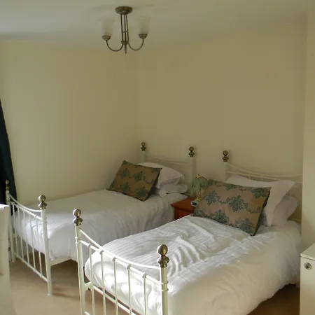 Ugiebrae House Bed & Breakfast-3