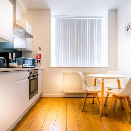 Citystop Apartments - Wood Street-3