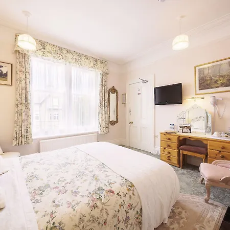 Braemar Guest House-2