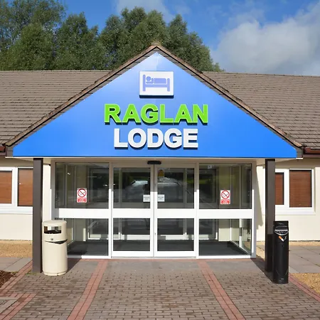 Raglan Lodge-2