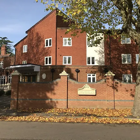 Linton Hotel Luton-2