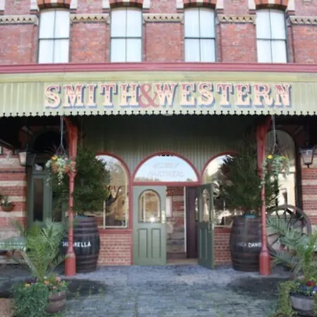 Smith And Western-2