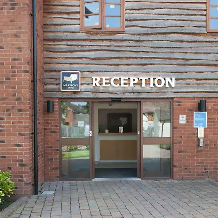 Meadow Farm Redditch By Marstons Inns-3