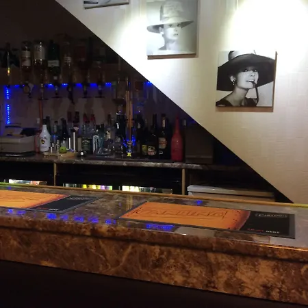 Glenheath Hotel-2