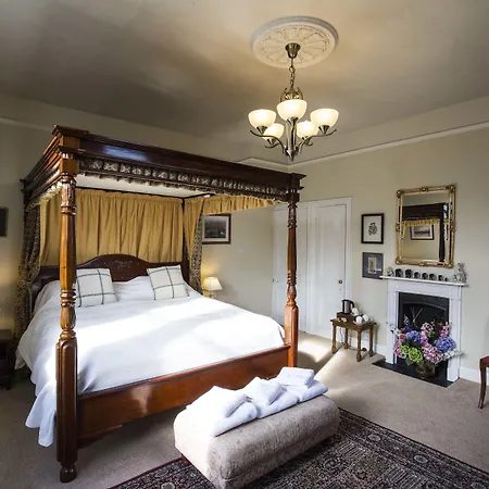 Grosvenor Villa-3