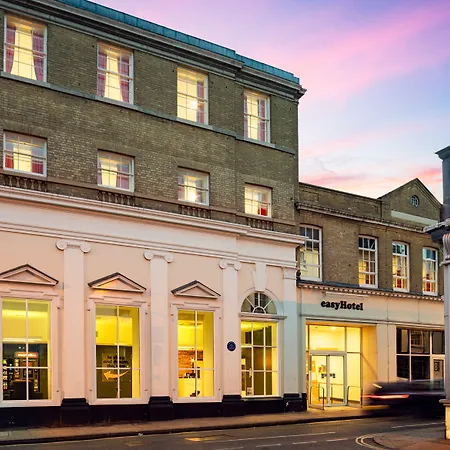 Easyhotel Ipswich-2