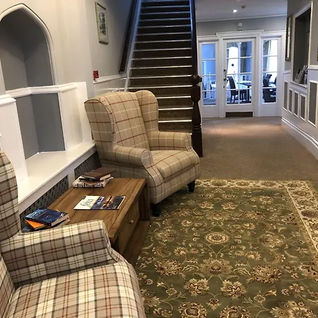 The White Lion Hotel-3