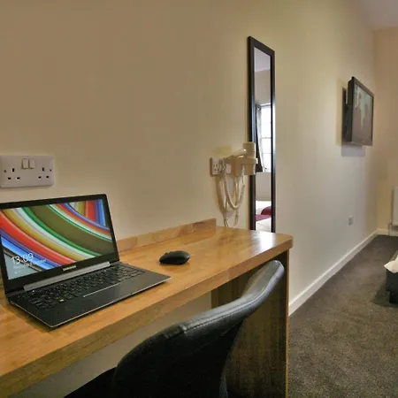 Central Hotel Gloucester By Roomsbooked-3