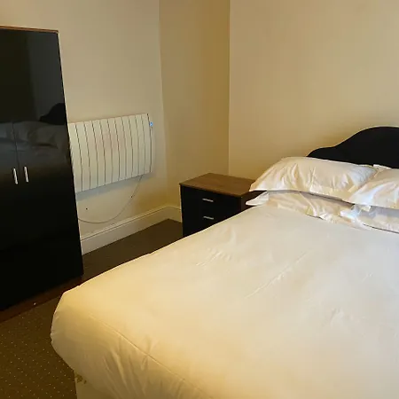Newport Lodge-3