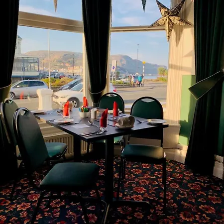 Four Oaks Hotel-2