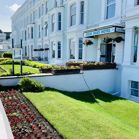 Four Oaks Hotel-3