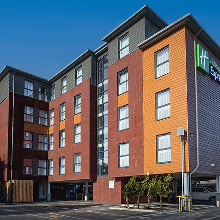 Holiday Inn Express - Fleet By Ihg-2