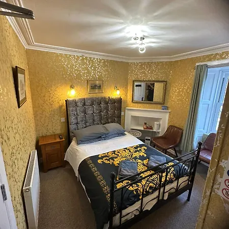 Ivy- Braveheart Guest House-2