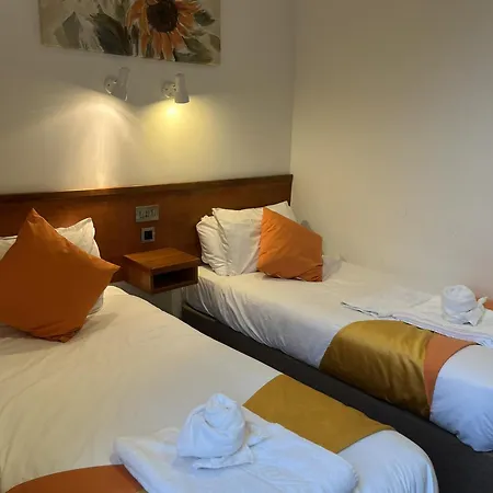Chase Hotel-2