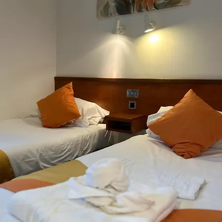 Chase Hotel-3