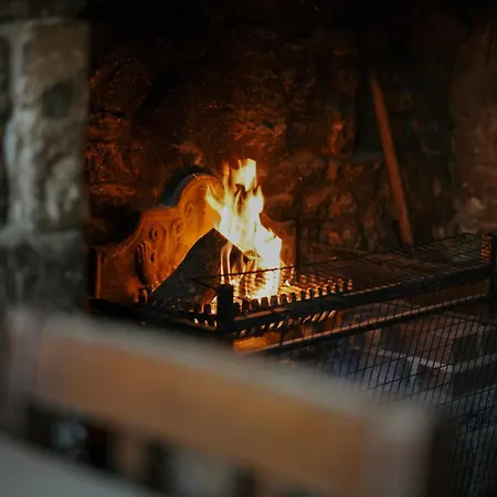 The Falkland Arms-2