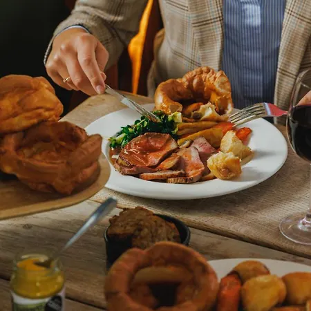 The Rose And Crown-2