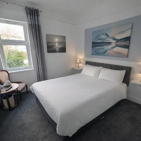 Cecil Court Hotel-2