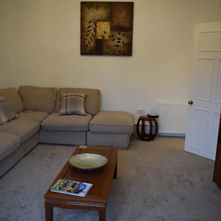 Woodlyn Guest House-3