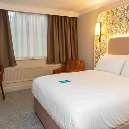 Cedar Court Hotel Huddersfield-2