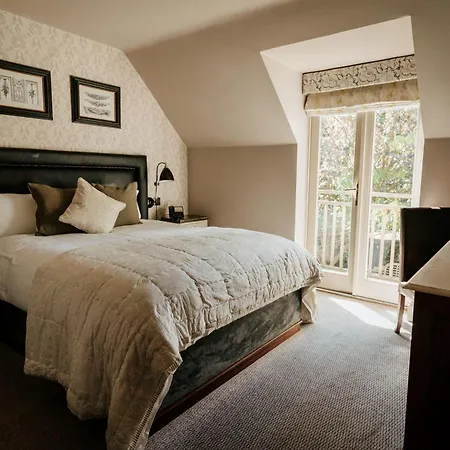 The Lion Inn-2
