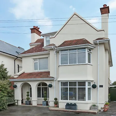 Stourcliffe House-2