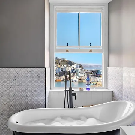 Leader Suite - Sea View - Free Wi-Fi-3