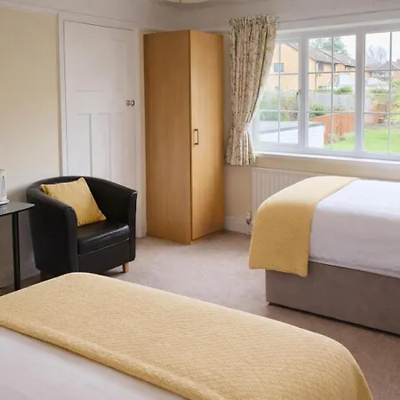 Hampton Lodge En-Suite Rooms With Free Parking-3