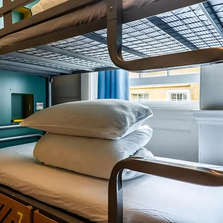 Bath Backpackers-3