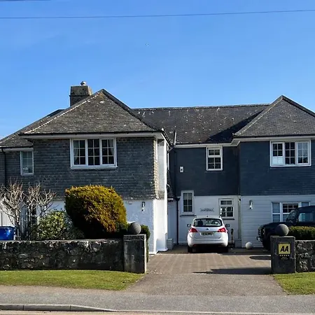 Downsfield Bed And Breakfast-3