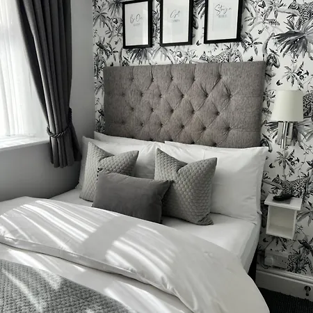 Chadberry House Hotel-3