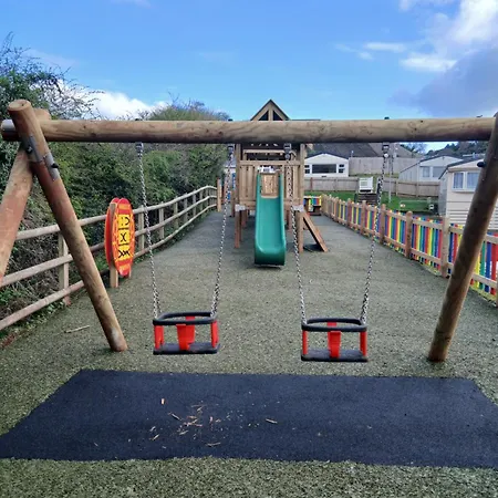 Torbay Holiday Home At The Waterside Holiday Park - With Deck And Sea View-3