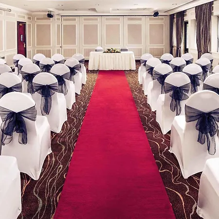 Mercure Livingston Hotel-3
