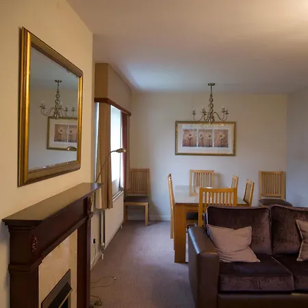 Elmers Court-3