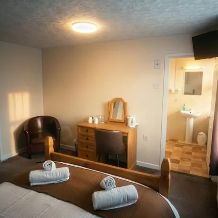 Trevellis Bed And Breakfast-2