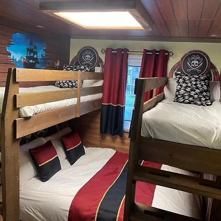 The Gulliver'S Hotel-3