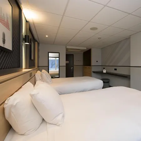 Doubletree By Hilton Coventry Building Society Arena-3
