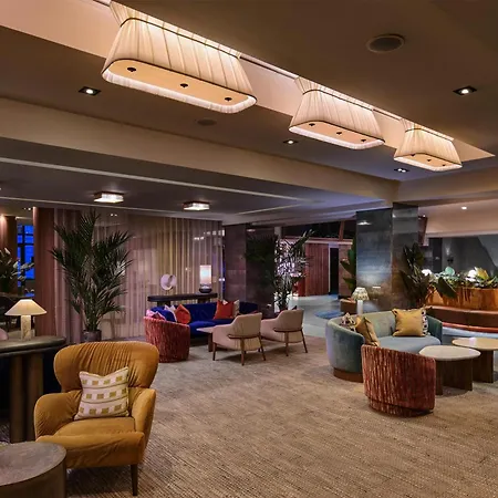 Doubletree By Hilton London - West End-3