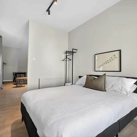 Sanctuary Hotel - En Suite Rooms-2