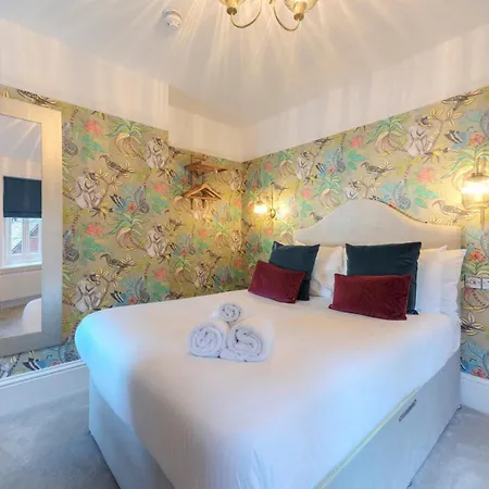 Florence Gardens Boutique Hotel And Restaurant-3