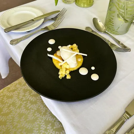The Grasmere Hotel-3