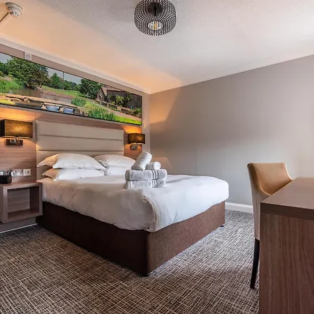 Riverside Hotel-3