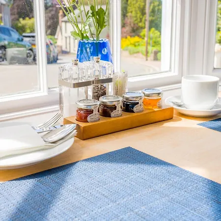 Radcliffe Guest House-2