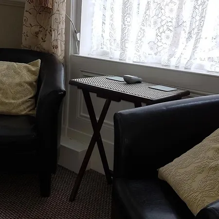 Binton Guest House-2