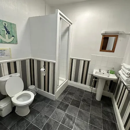 Tuxford House-2