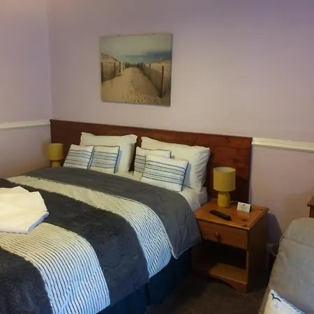 Weybourne Guest House-2