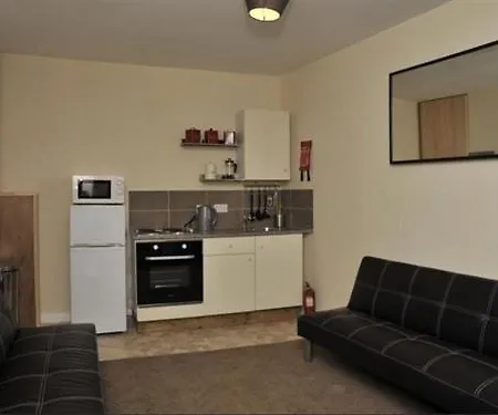 Hoppers Cottage Guest House-2