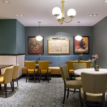 Hilton Edinburgh Carlton-3
