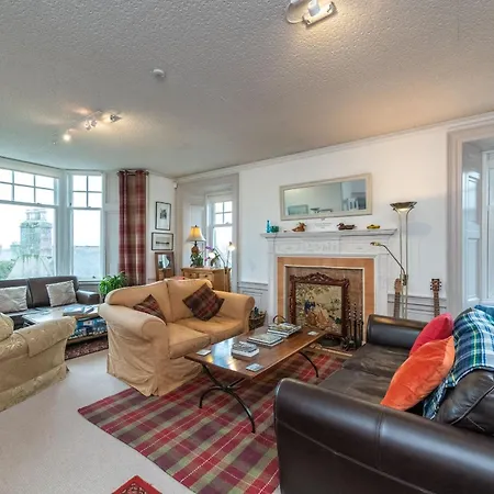 Arduthie House-3