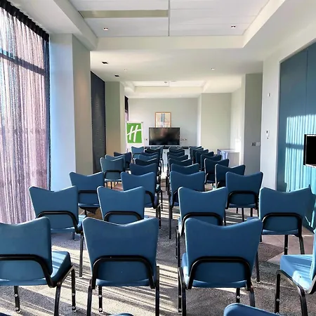 Holiday Inn London Heathrow - Bath Road By Ihg-2